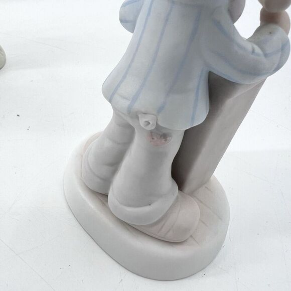 Huge Lot of 23 Vintage Precious Moments Figurines 1976 - 1998 - Picture 15 of 16